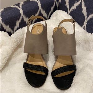 Sandals Tan/ black